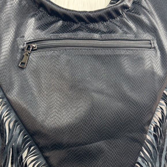 Black Fringe Studded Gothic Punk Rivet Fringe Shoulder Bag Agrippa brand purse - Picture 11 of 13